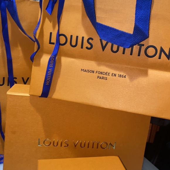 ‼️❌SOLD❌‼️🔥❤️ Louis Vuitton Iconic Monogram Pochette in EUC! Made in France - Picture 10 of 13